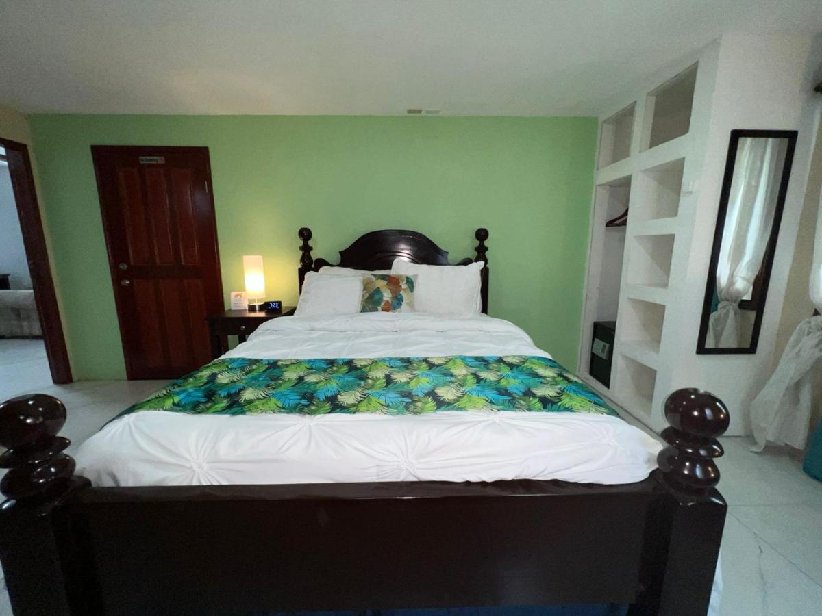 One South Place Hotel Belize City Exterior foto